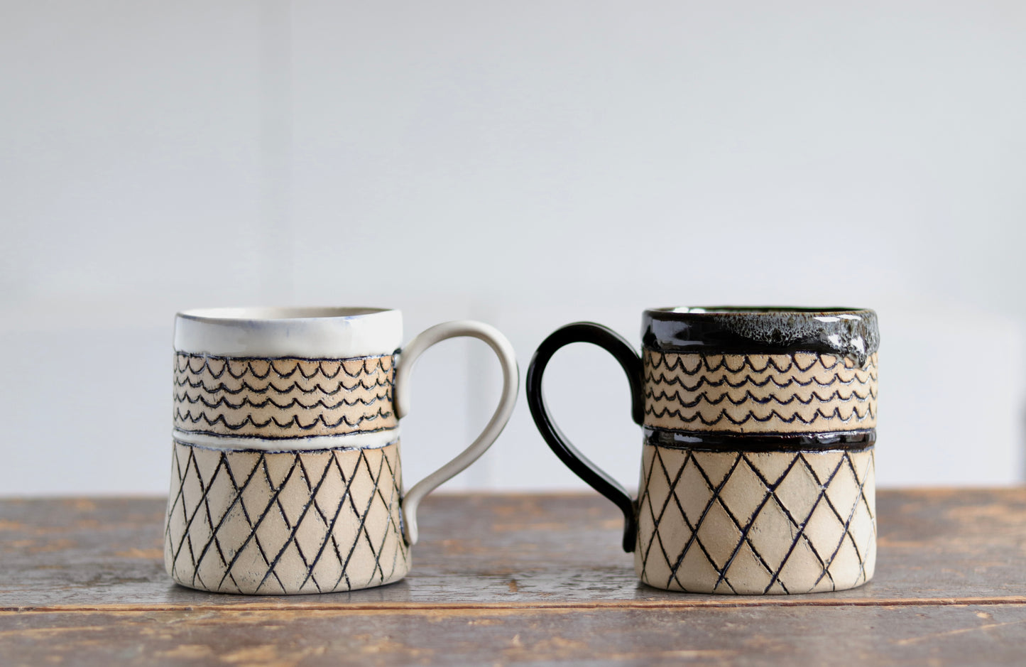 Mug - Keffiyeh - White w White Rim