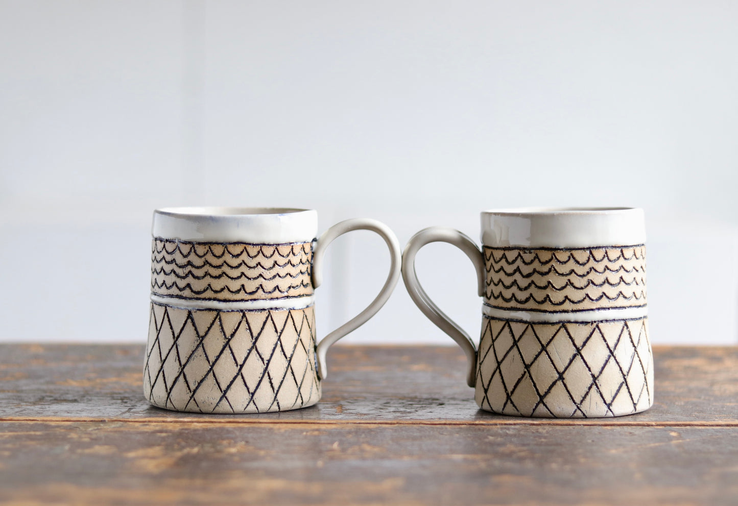 Mug - Keffiyeh - White w White Rim