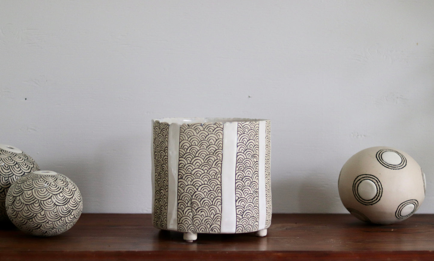 Vase - Scale - White - Short