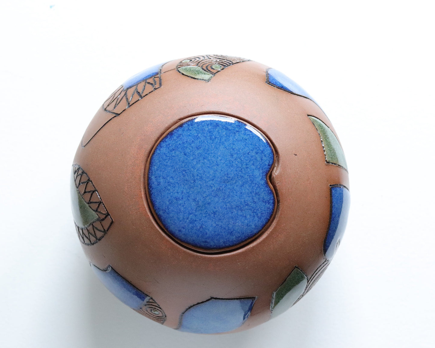 Urn - Abstract Design w Glazed Lid